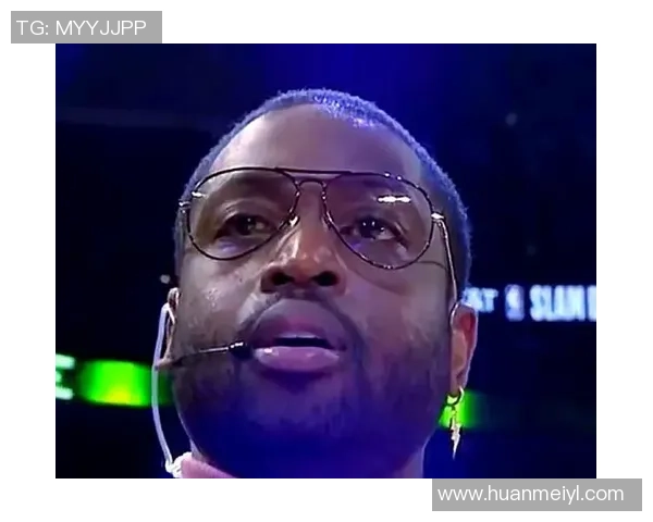 足球场上球星尴尬瞬间集锦:从失误到跌倒,一秒钟变成笑料的真实面貌 足球场上球星尴尬瞬间集锦:从失误到跌倒,一秒钟变成笑料的真实面貌